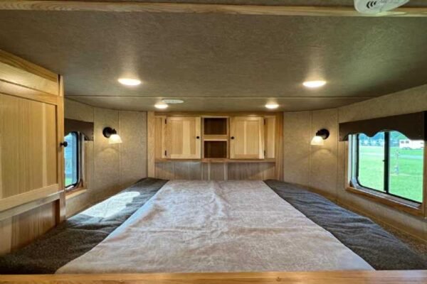 2024 Lakota Charger 8411RKGLQ 4 Horse Trailer with 11′ Short Wall - Image 22