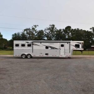 2021 Lakota BIGHORN 8316SRGLQ 3 Horse Trailer with 16′ Short Wall