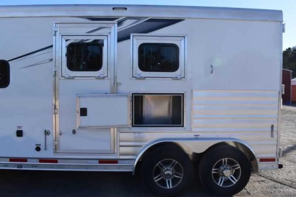 2022 Lakota Charger LQ 2 Horse Trailer with 9′ Short Wall - Image 9