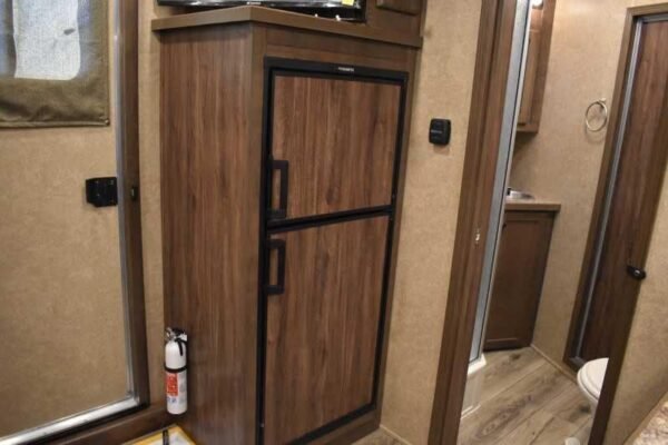 2022 Lakota Charger LQ 2 Horse Trailer with 9′ Short Wall - Image 14