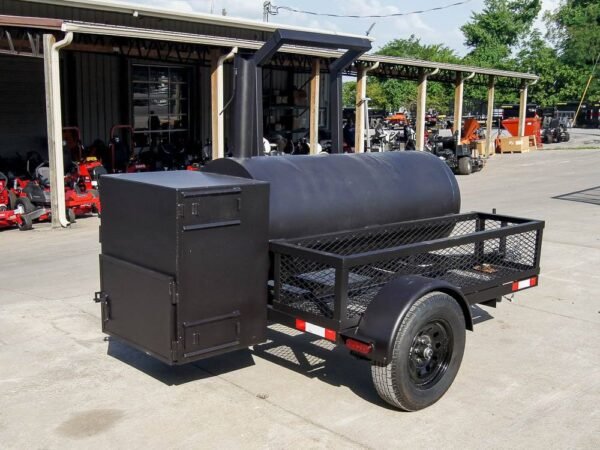 250 Gallon Pull-Behind BBQ Smoker Single Door - Image 4