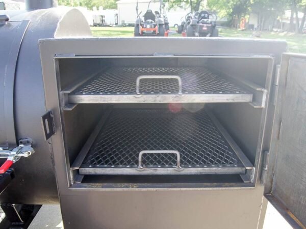 250 Gallon Pull-Behind BBQ Smoker Single Door - Image 11