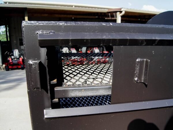 250 Gallon Pull-Behind BBQ Smoker Single Door - Image 14
