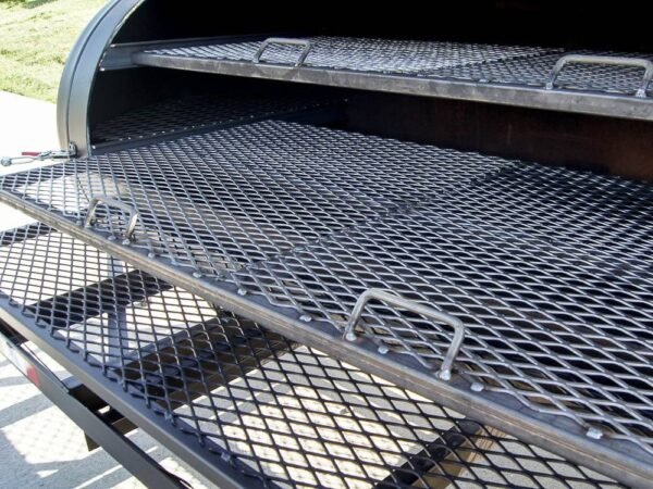 250 Gallon Pull-Behind BBQ Smoker Single Door - Image 22
