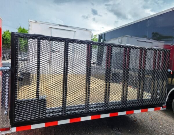 8.5' x 20' White V-Nose Hybrid Enclosed Trailer - Image 11