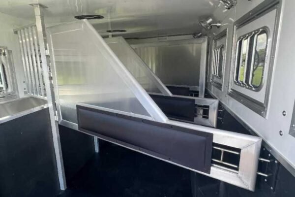 2024 Lakota Charger 8411RKGLQ 4 Horse Trailer with 11' Short Wall - Image 29