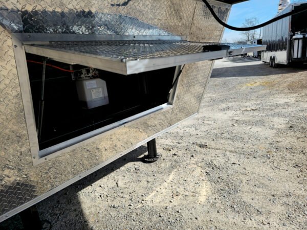 8.5' X 30' Custom Gooseneck Enclosed Trailer - Image 12