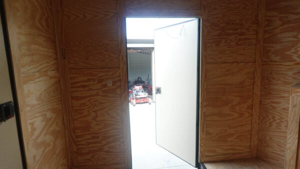 8.5' x 24' White Hybrid Trailer - Image 20