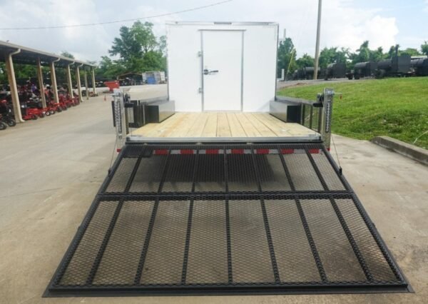 8.5' x 20' White V-Nose Hybrid Enclosed Trailer - Image 8