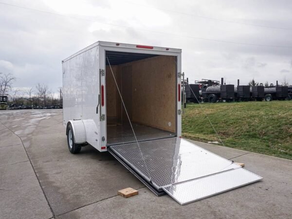 6' X 12' White Enclosed - Image 14
