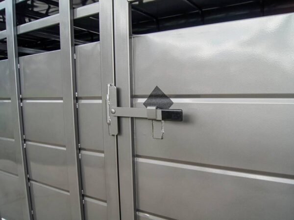 24ft Charcoal Gooseneck Livestock Trailer  (2) 7K Axles - Image 11